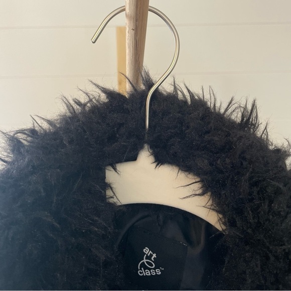 Art Class Girls Faux Fur Long Jacket Black NWT - Picture 3 of 7